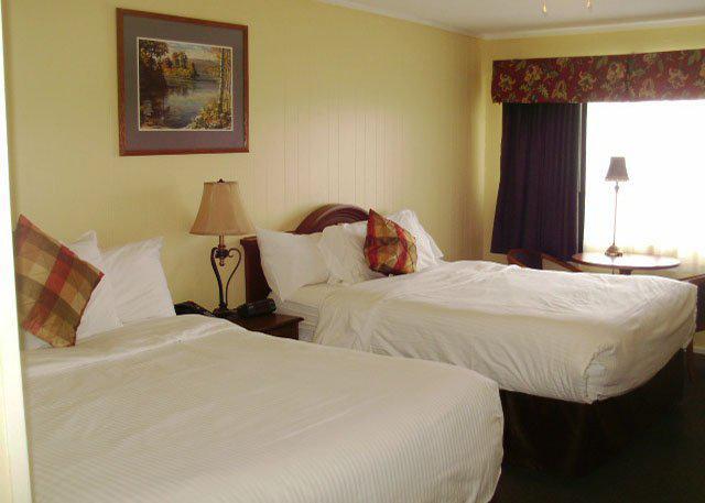 Tiltonlodge Inn & Suites Exterior foto